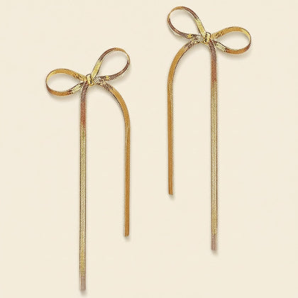 Dazzling Long Bow Earing